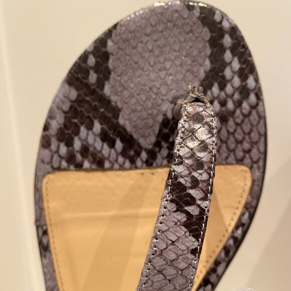 Hugo Boss blue suede & snake skin flat sandals & suede tie-up laces. Size 37.5 - Picture 4 of 9